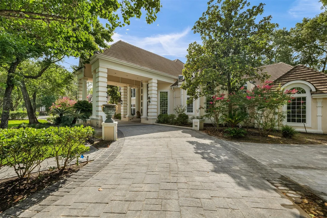 Photo of 205 Grogans Point Road