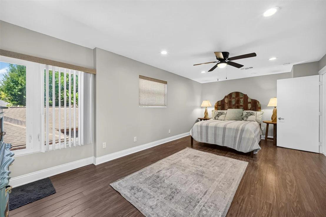 Photo of 1003 Villa Court Drive