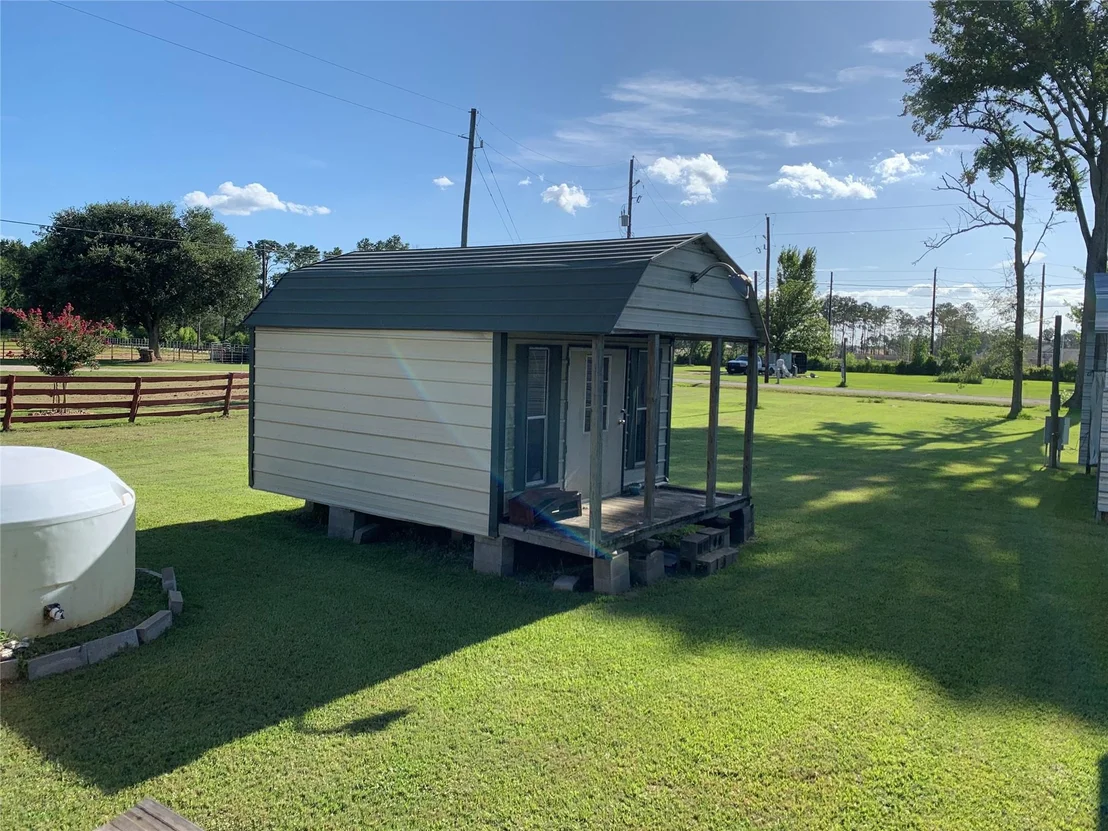 Photo of 18504 Noyce Road