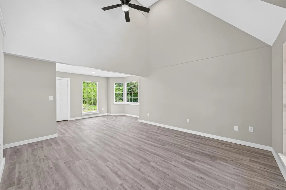 Photo of 1241 Moody Road