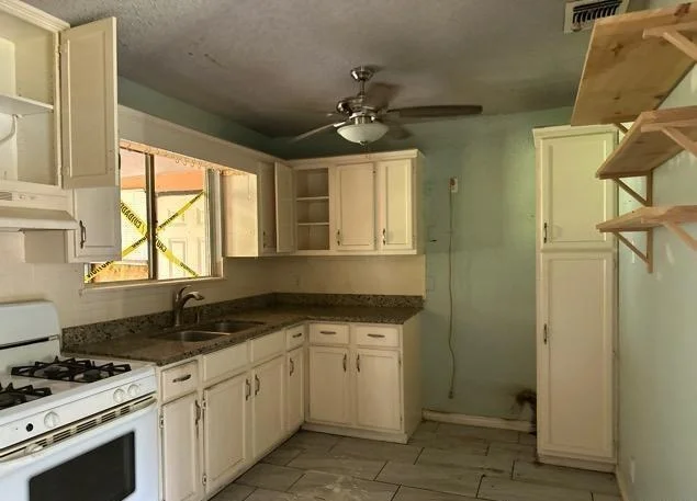 Photo of 4130 Tropical Drive