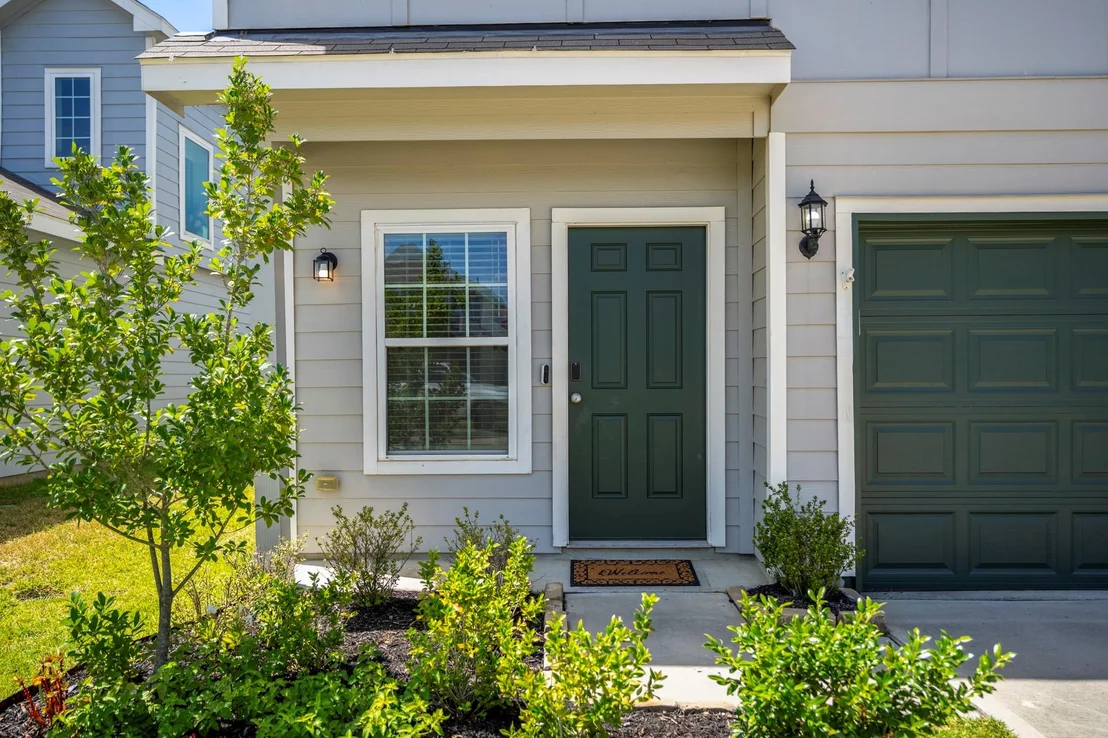 Photo of 2355 Mount Locke Path