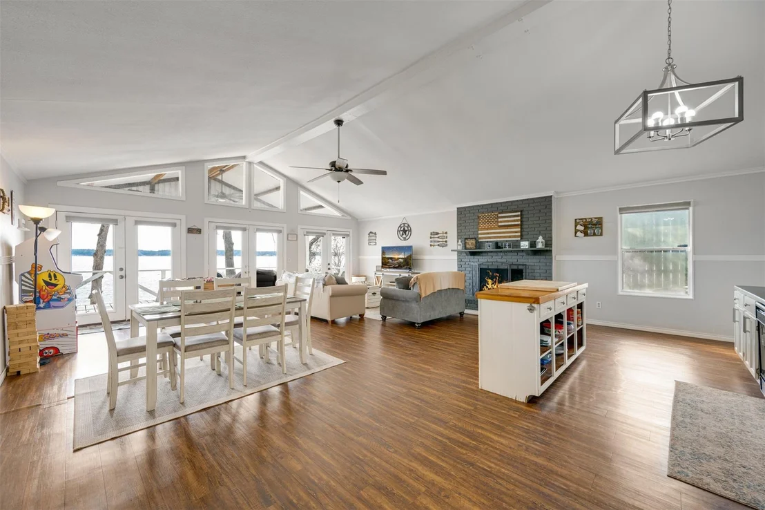 Photo of 1067 Beachside Drive