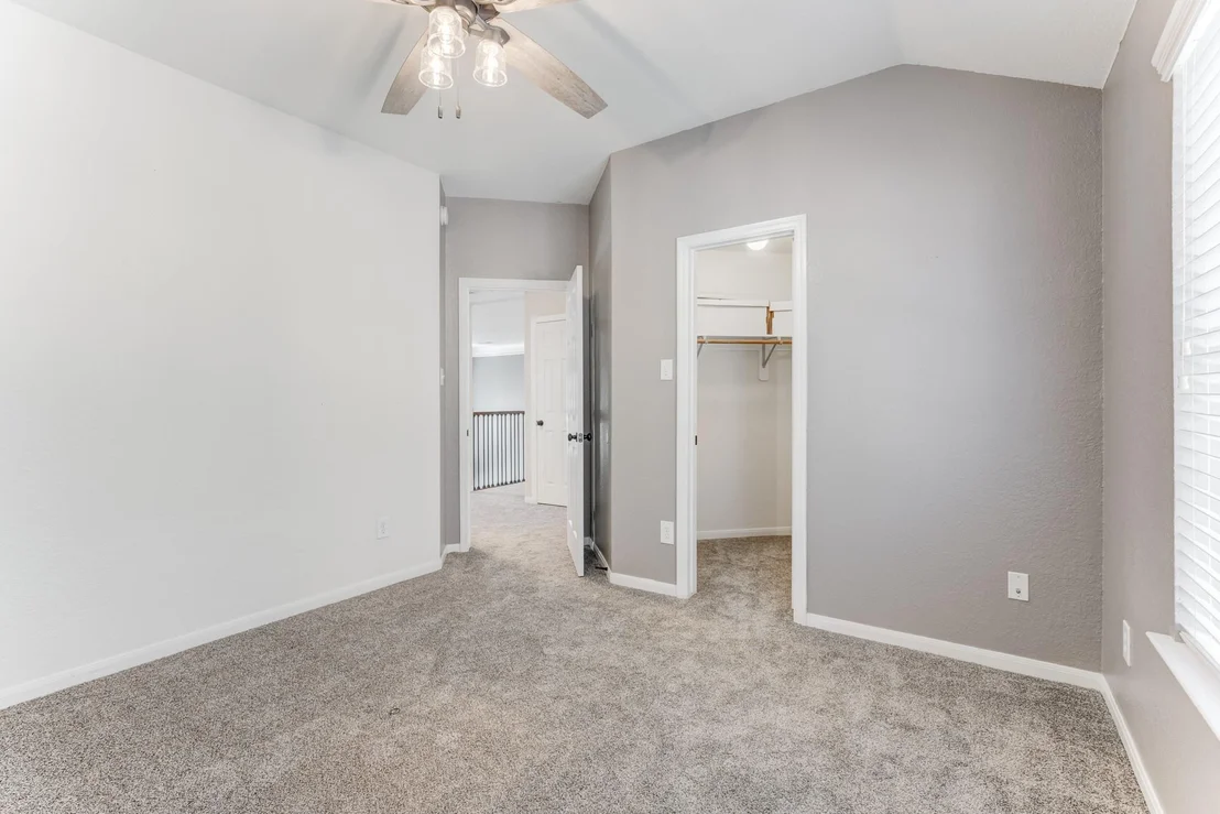 Photo of 10407 Middlerose Lane