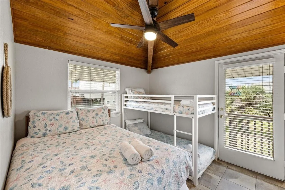 Photo of 3719 Brewster Key