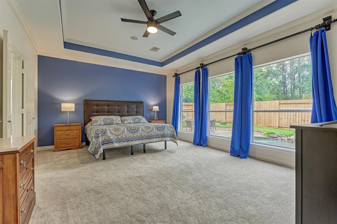 Photo of 11 N French Oaks Circle