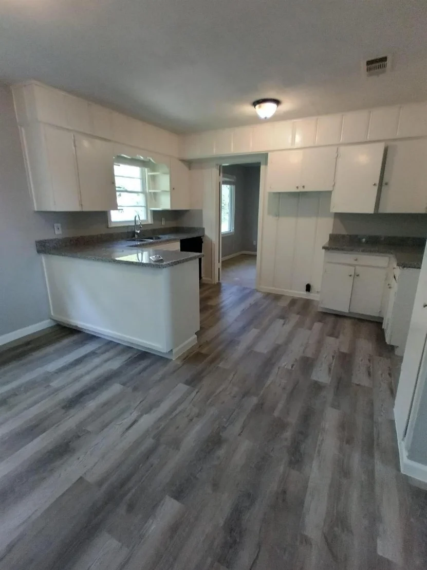 Photo of 1220 Walnut Street