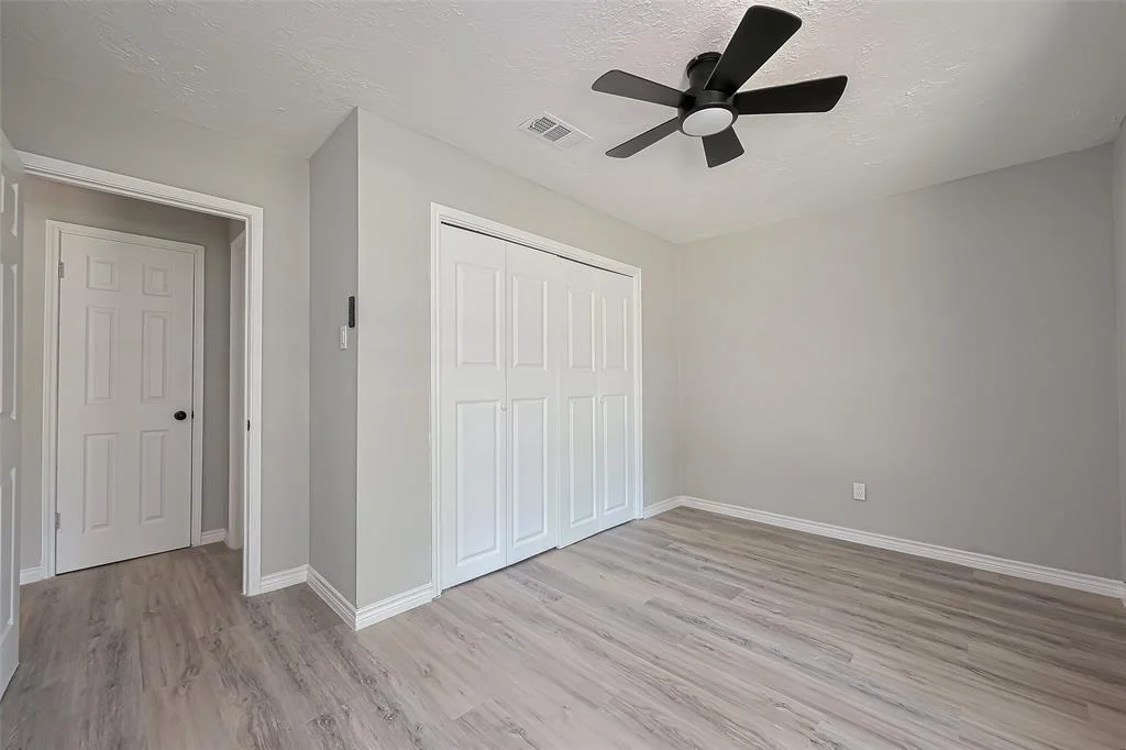 Photo of 23480 Mayer Road