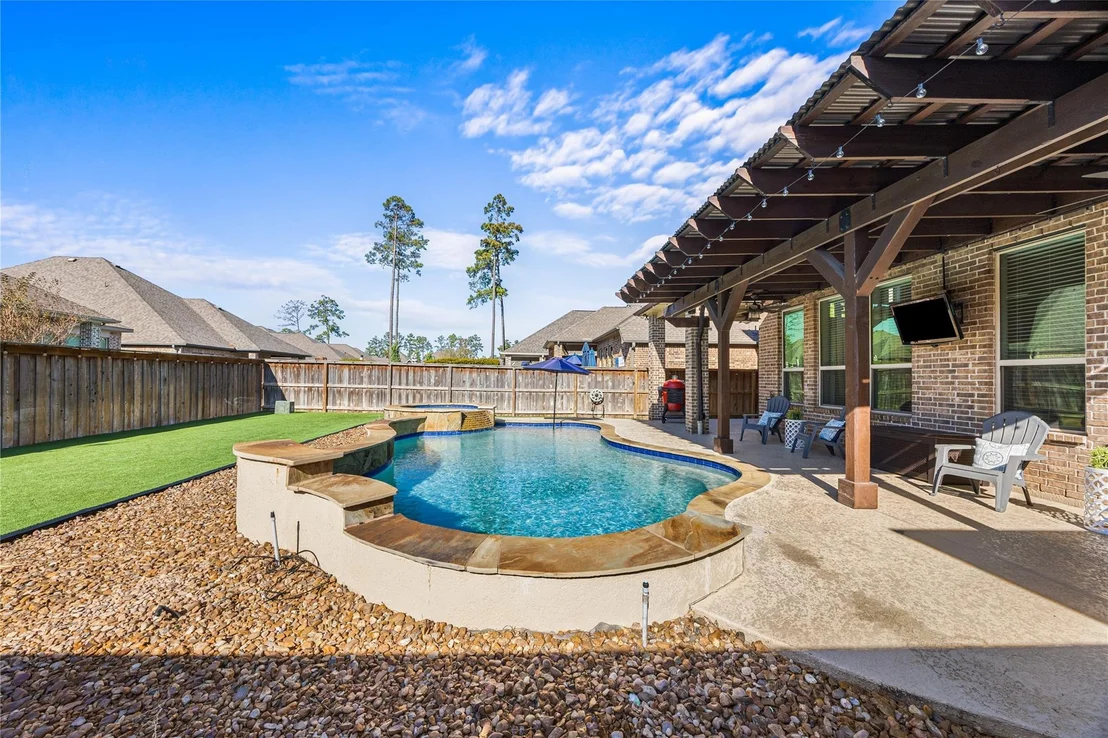 Photo of 4320 Silver Oak Place
