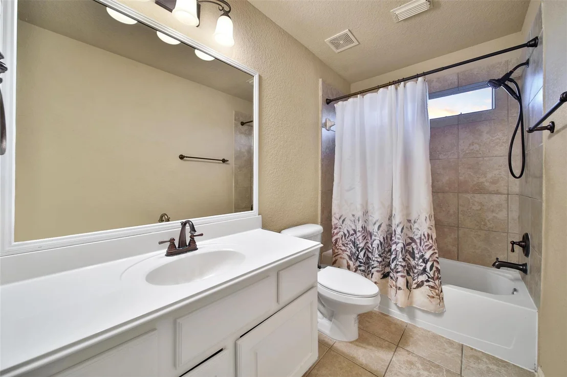 Photo of 19206 Camellia Bend Circle