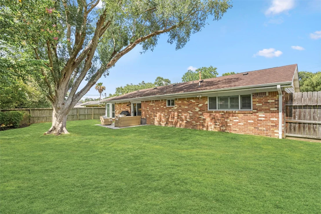 Photo of 9018 Mullins Drive