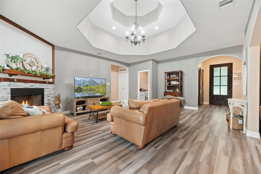 Photo of 1415 Pony Lane