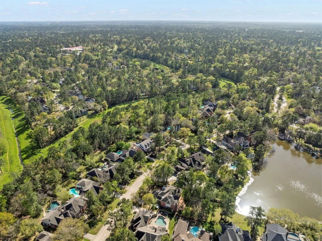 Photo of 38 E Shadowpoint Circle