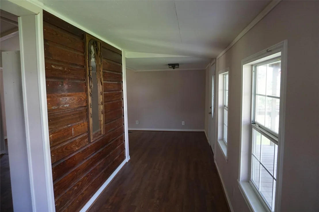 Photo of 8989 Gladewood