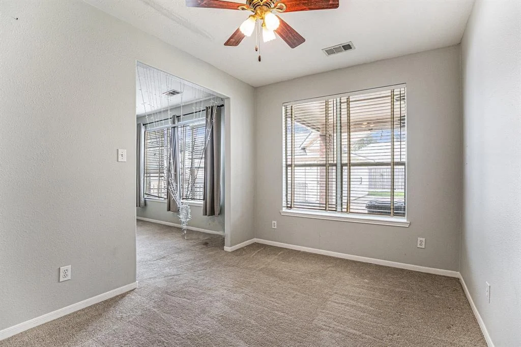 Photo of 2862 Everett Drive
