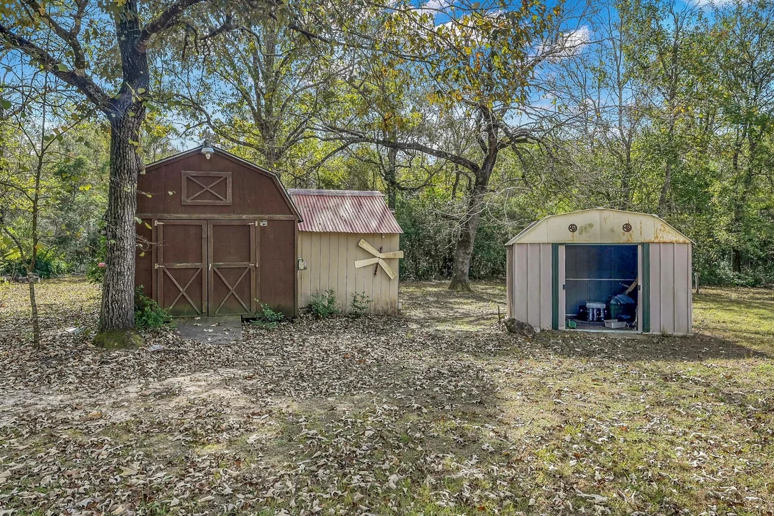 Photo of 16310 Weaver Lane