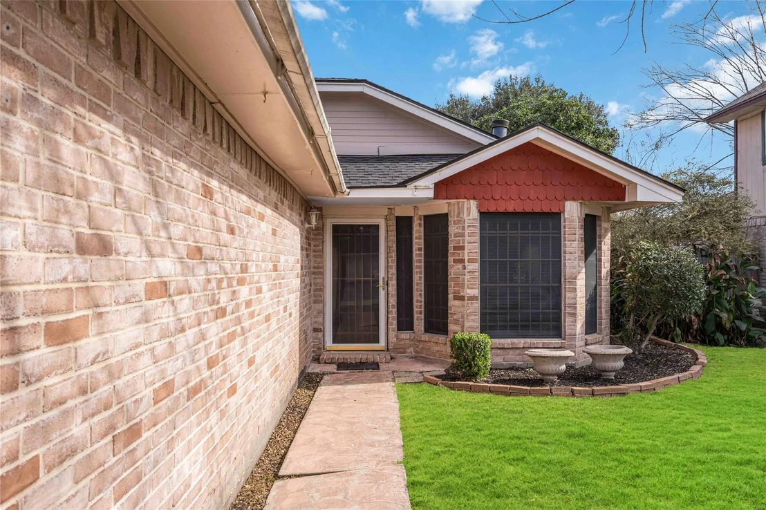 Photo of 19914 River Brook Drive