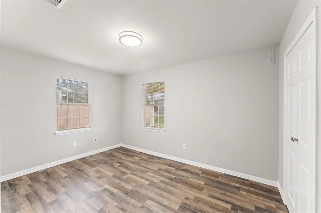 Photo of 6111 Glen Lee Drive
