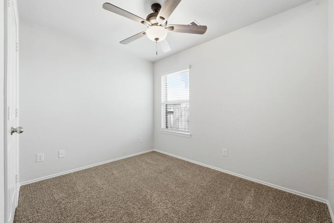 Photo of 14078 Lake Crescent Drive