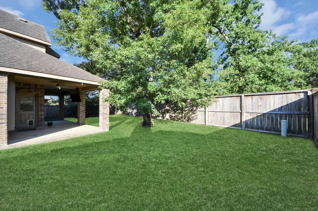 Photo of 143 W Wading Pond Circle