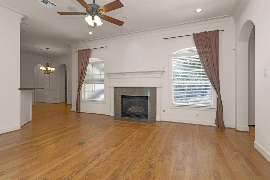 Photo of 12689 Longmire Way