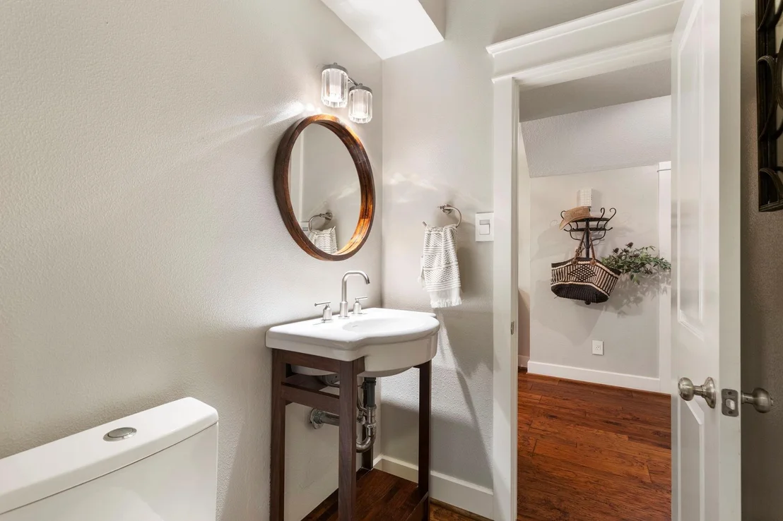Photo of 6 Robin Springs Place