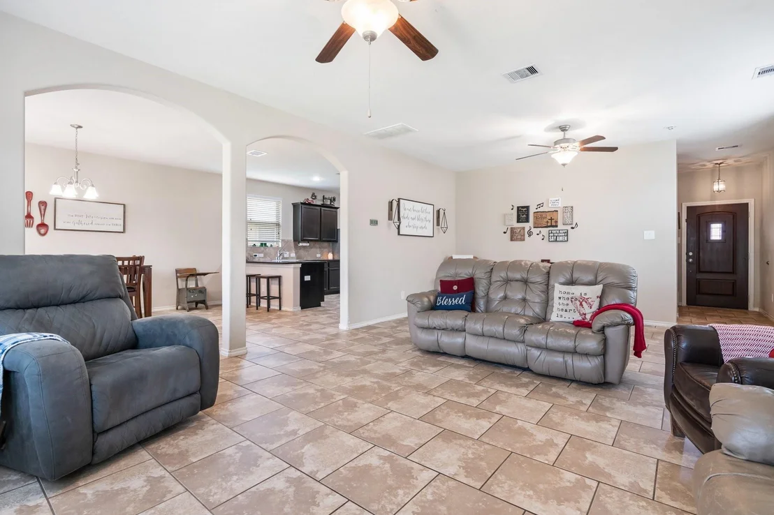 Photo of 8342 Broadleaf Avenue
