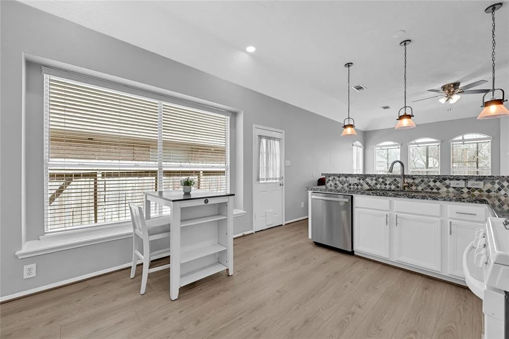 Photo of 4414 Plum Forest Road