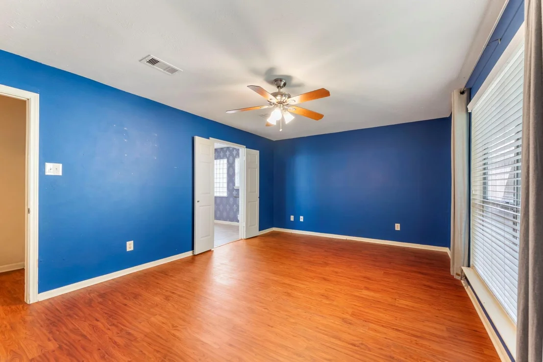 Photo of 2318 Rolling Glen Drive