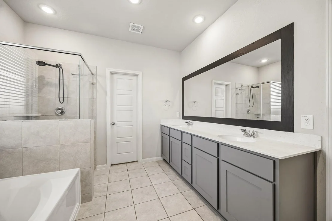 Photo of 1625 Darwin Cedar Drive