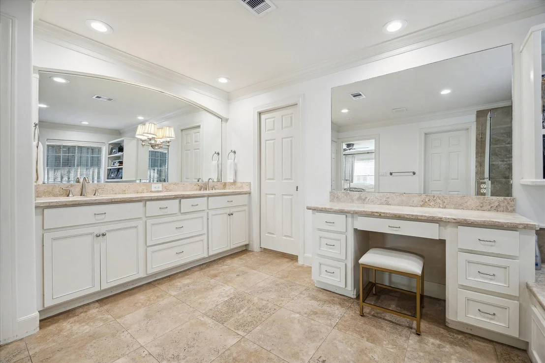 Photo of 6151 Doliver Drive