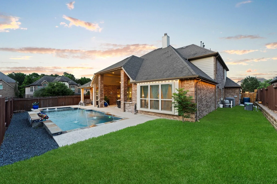 Photo of 902 Holly Chapple Drive