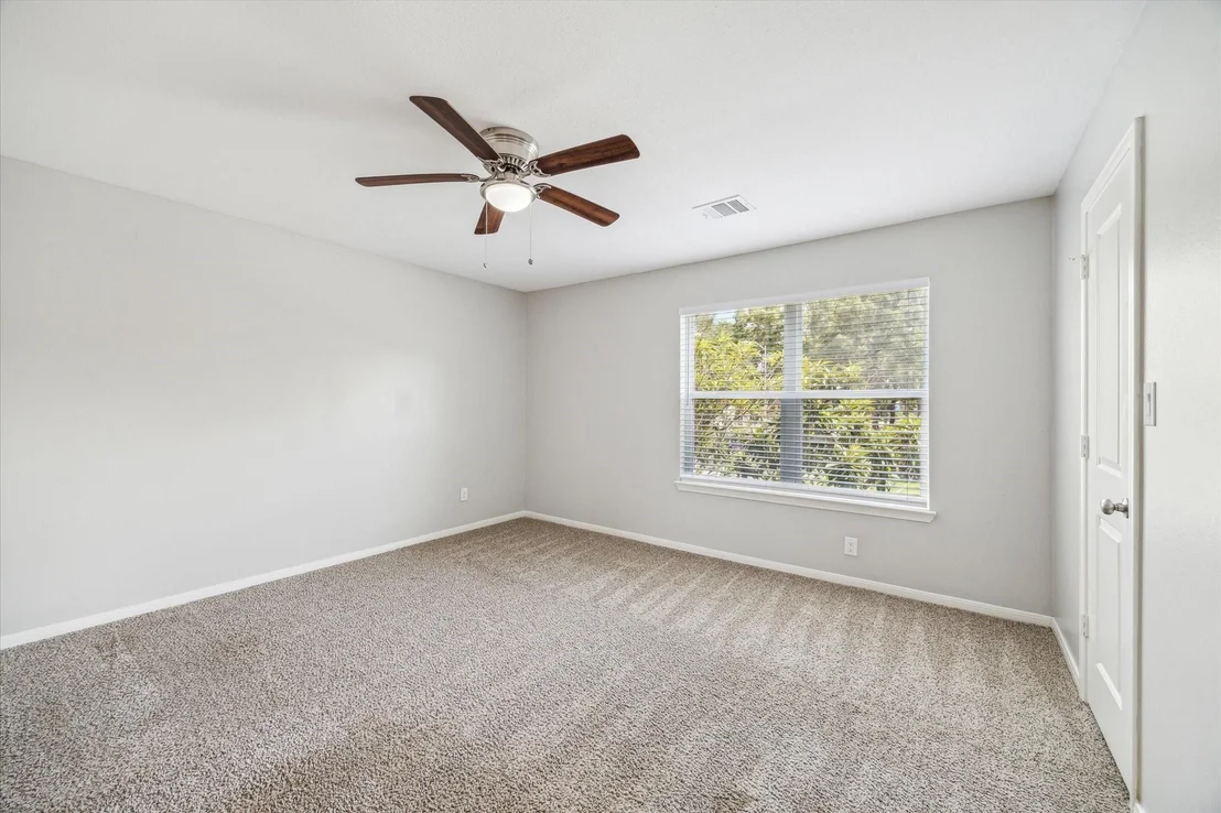 Photo of 6003 Ancient Oaks Drive