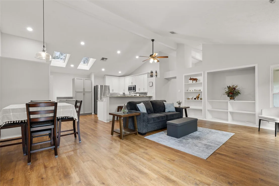 Photo of 3338 Beech Point Drive