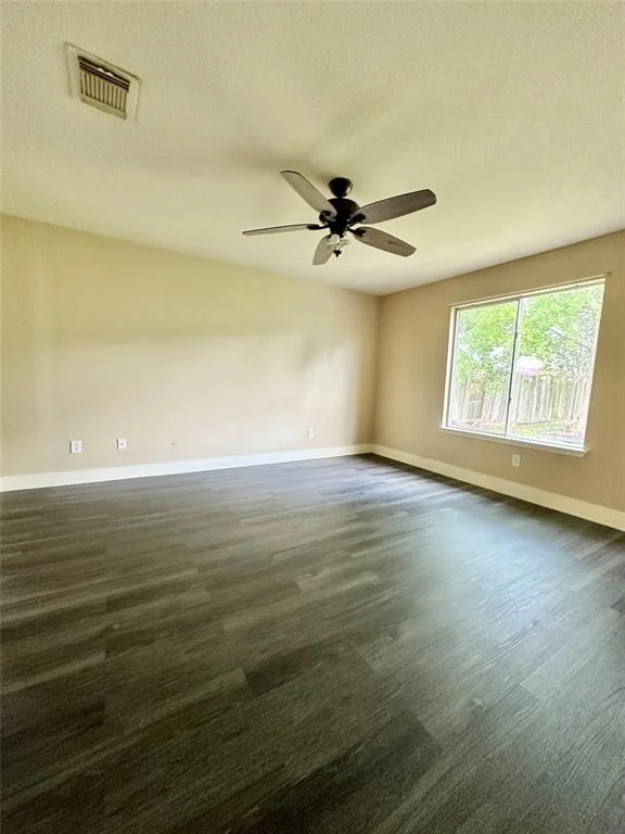 Photo of 5115 Summit Lodge Dr Drive
