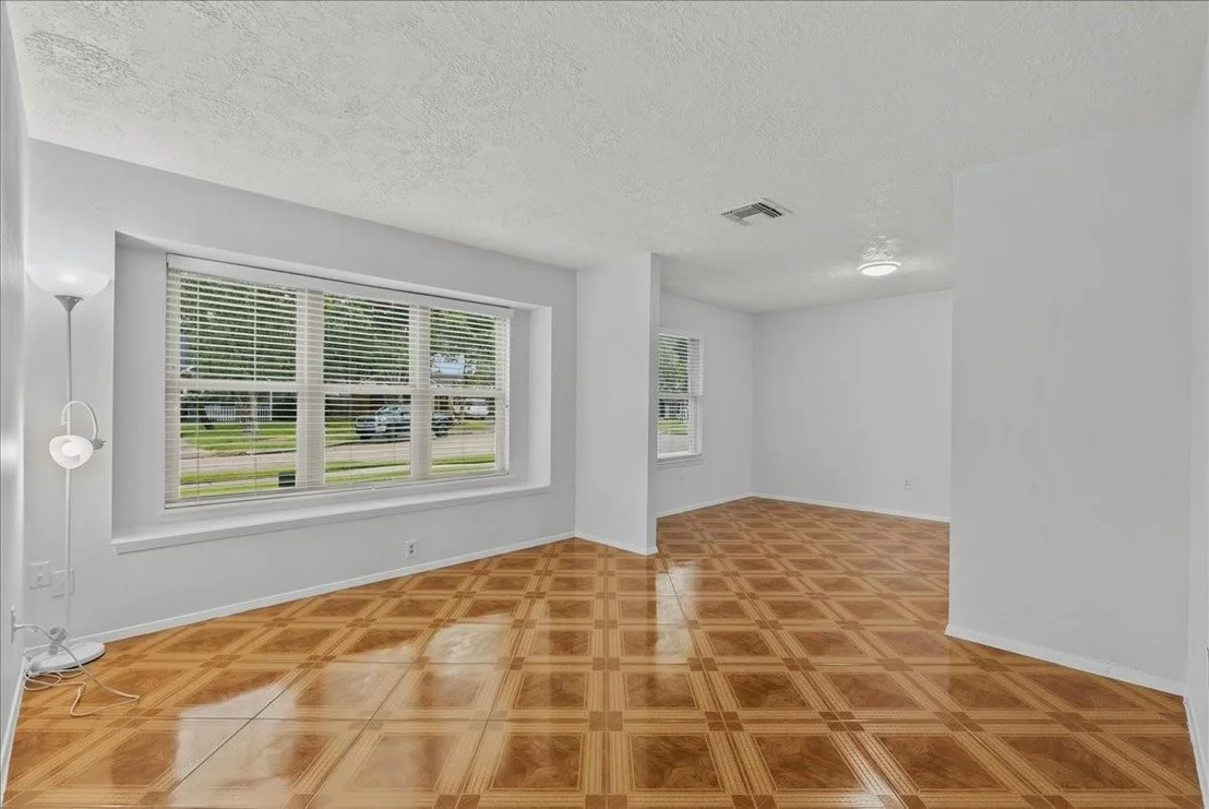 Photo of 423 Starborrough Drive