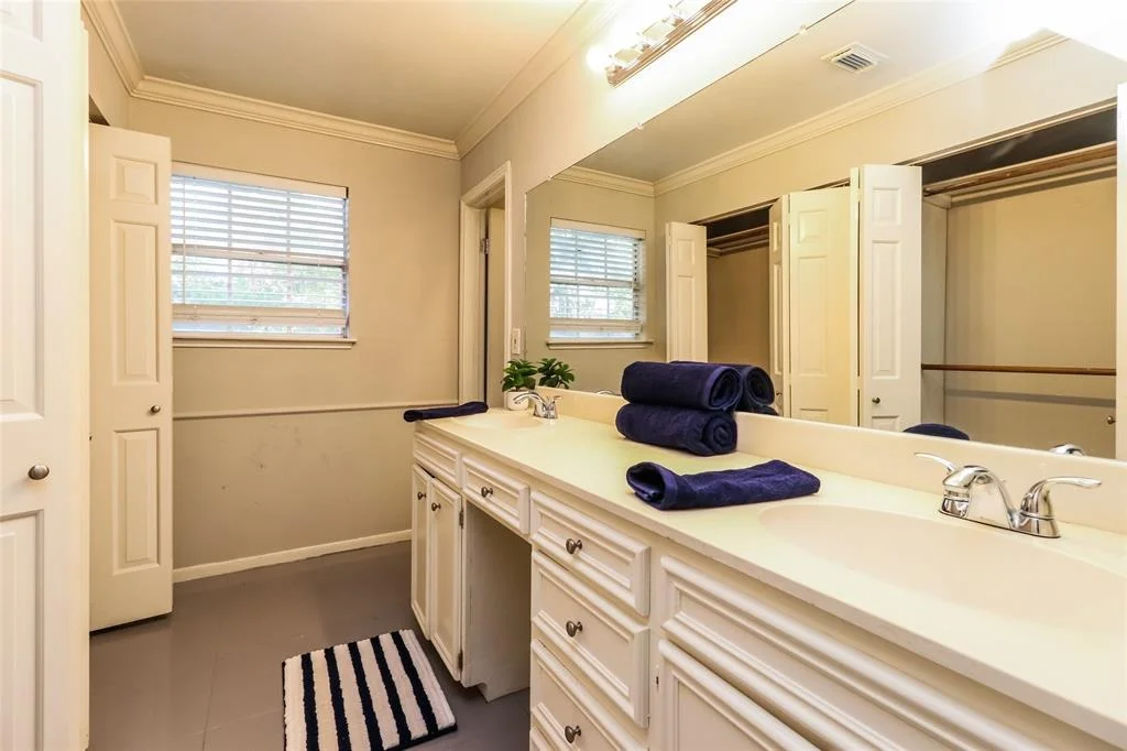 Photo of 18003 Rolling Creek Drive