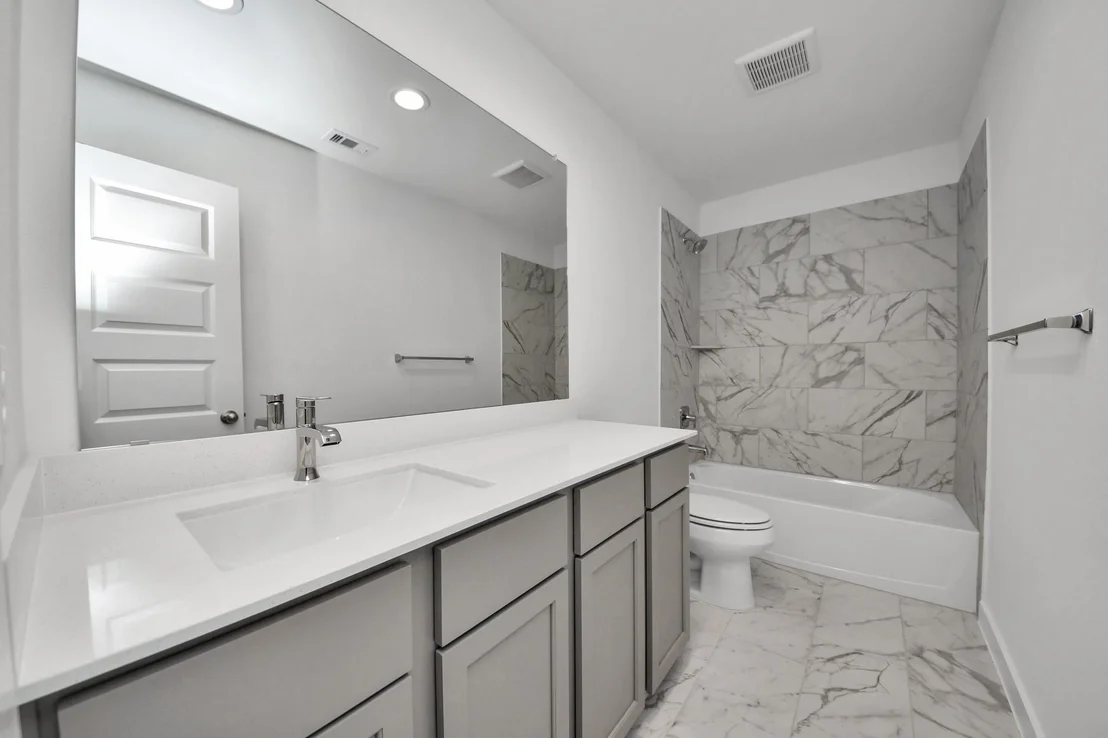 Photo of 5850 Madison Trail Drive