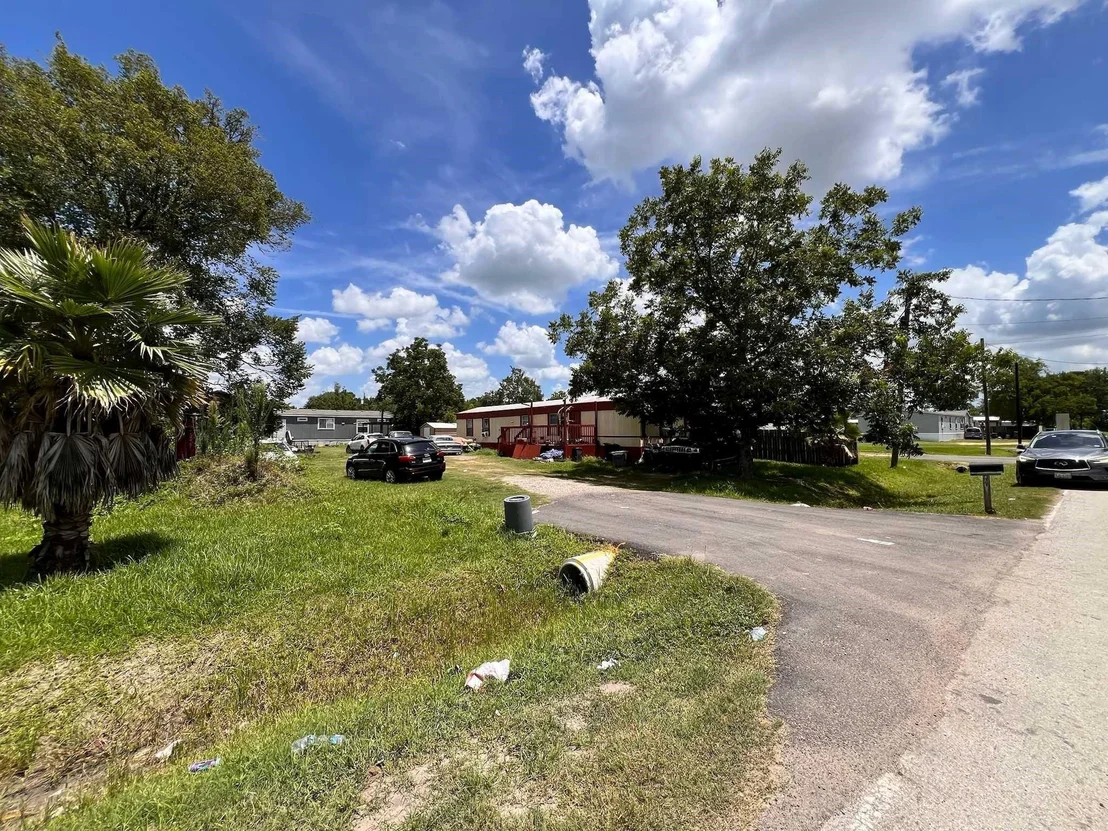 Photo of 623 E Saint Charles Drive