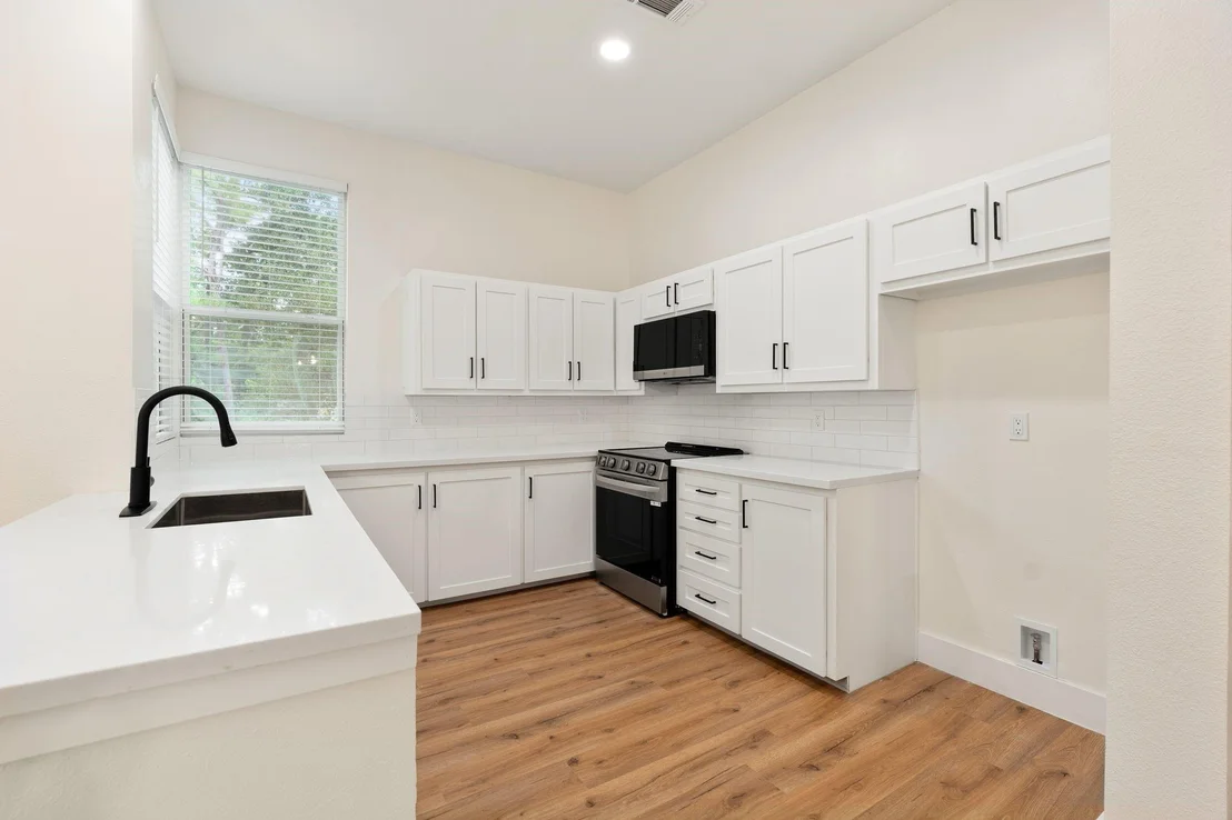 Photo of 30 Shallow Pond Place