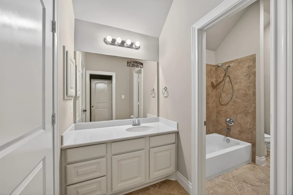 Photo of 28902 Davenport Drive