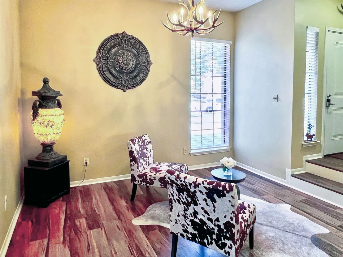 Photo of 12510 Millvan Drive