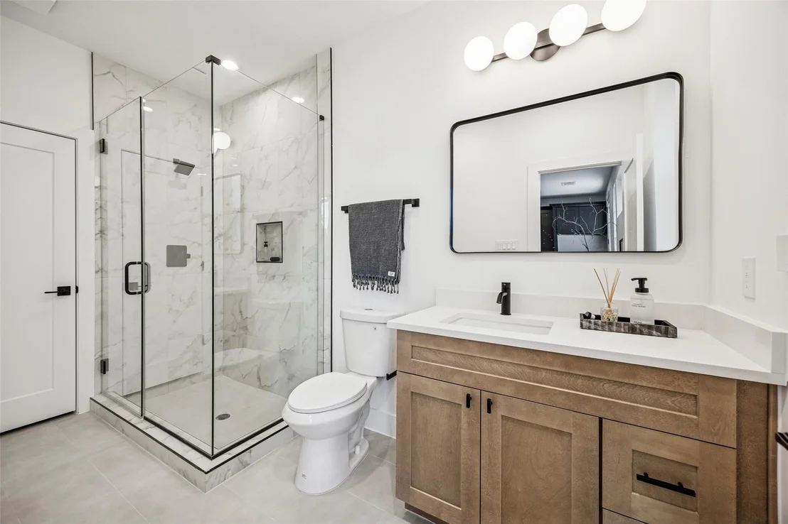 Photo of 3008 Lamar Street