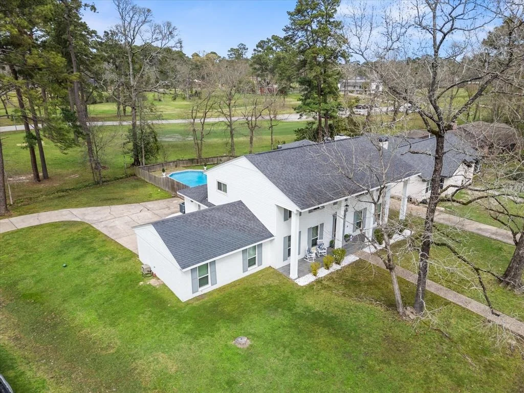 Photo of 551 Hermitage Court