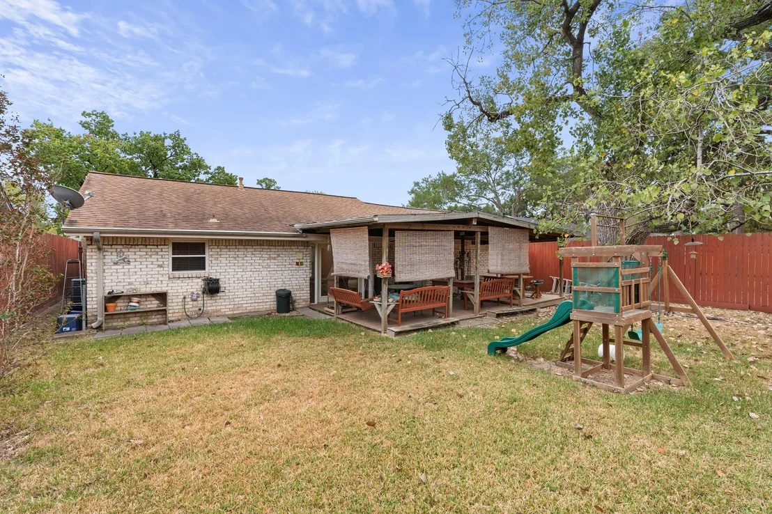 Photo of 6338 Maple Hill Drive