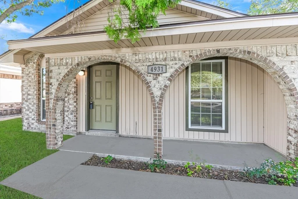 Photo of 4931 Redfish Reef Drive