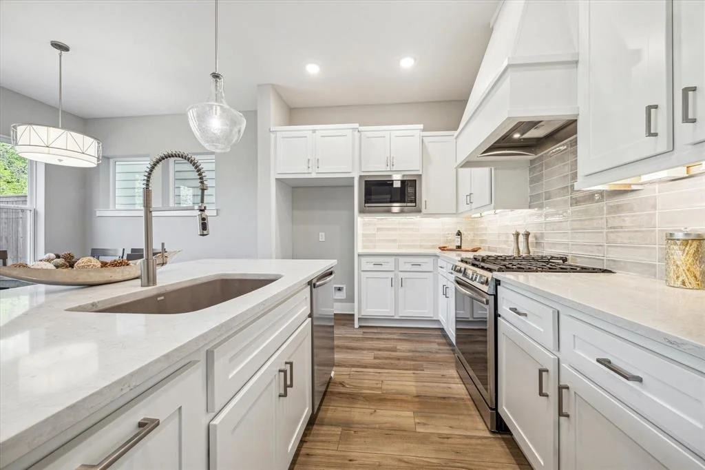 Photo of 16036 Mason Run Drive