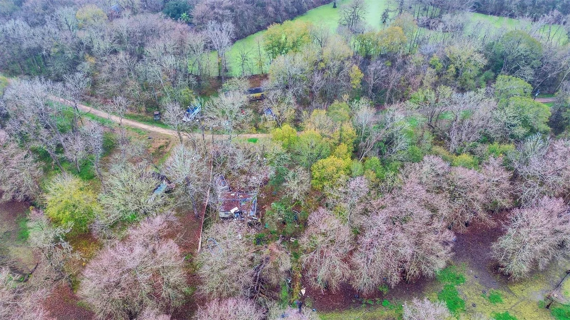 Photo of 219 River Road