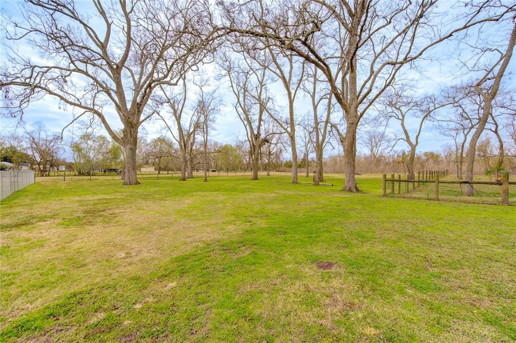 Photo of 6228 County Road 42