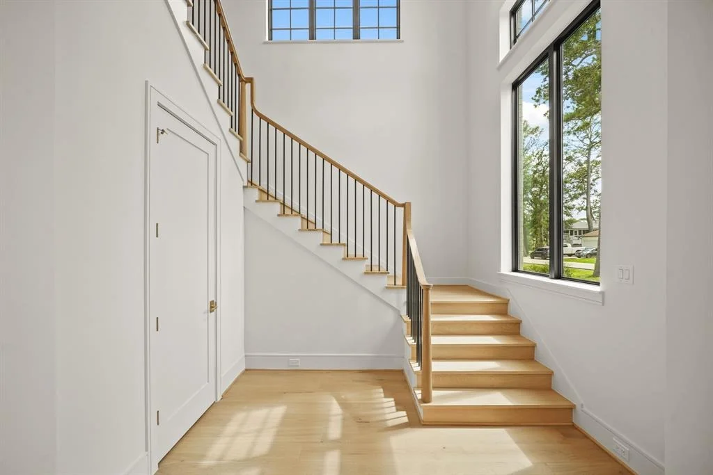Photo of 1222 Glourie Drive